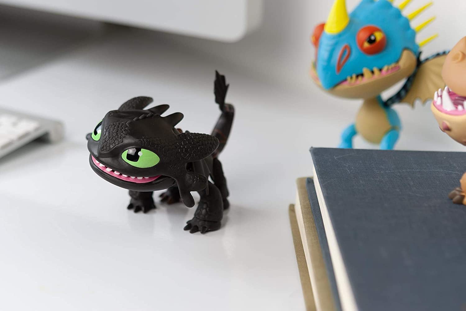 HTTYD DRAGONS W1 ACTION VINYLS 7" TOOTHLESS