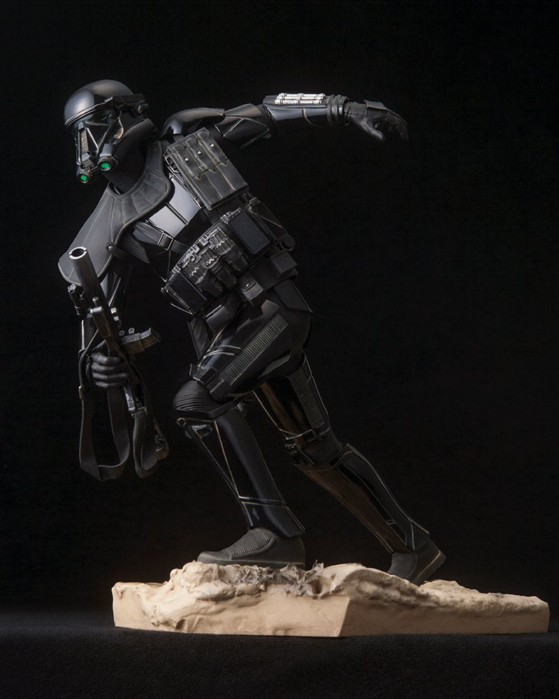 STAR WARS ROGUE ONE DEATH TROOPER ARTFX STATUE