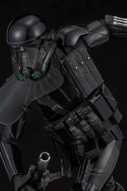 STAR WARS ROGUE ONE DEATH TROOPER ARTFX STATUE