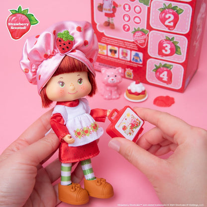 STRAWBERRY SHORTCAKE 6" CLASSIC DOLL (TLS)