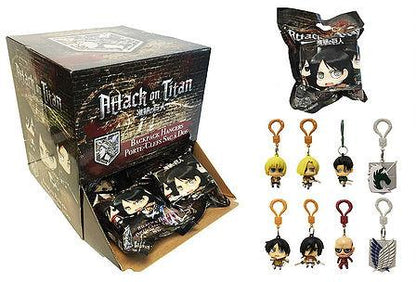 ATTACK ON TITAN HANGERS PDQ CASE