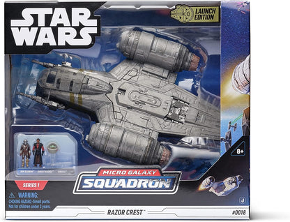 STAR WARS Deluxe Vehicle (8" Vehicle & Figure) Razor Crest W1