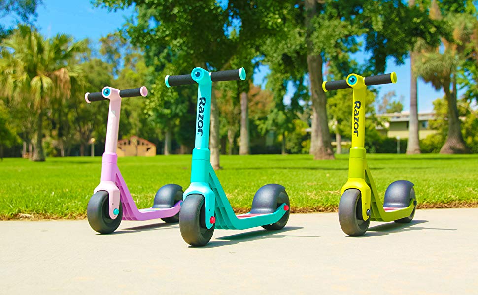 RAZOR WILD ONES JR SCOOTER SHARK